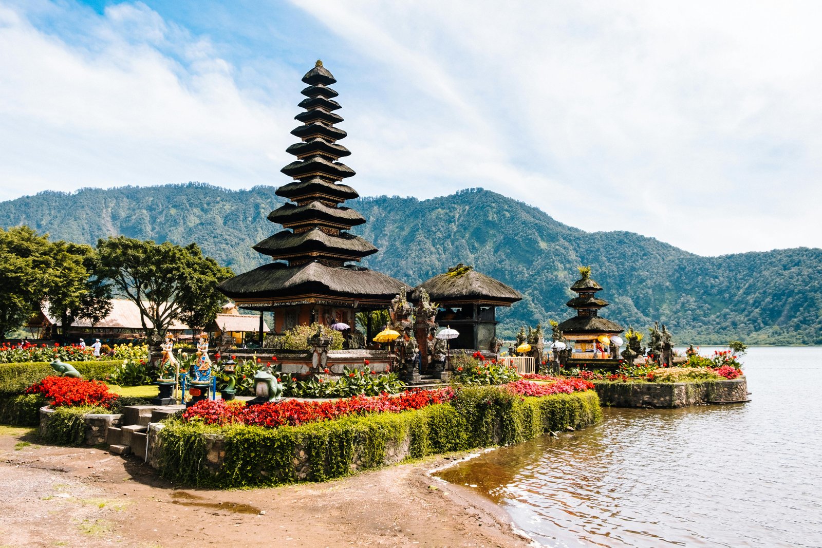Sacred Zones in Bali: What Buyers Should Know Before Building